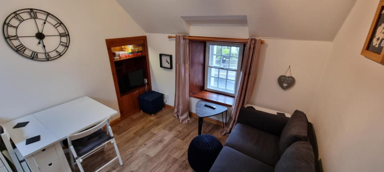 Kirkwall Town Centre Apartment Bagian luar foto